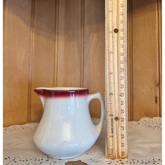 Vintage Shenango Pottery Miniature Creamer Pitcher Jug Red White - Picture 8 of 8